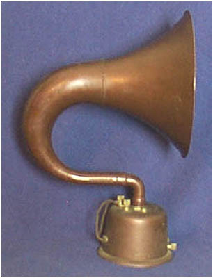 The Bristol Junior horn speaker