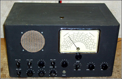 The metal Coast Guard communications receiver Model R-138