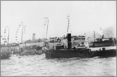 An 1899 photograph of the troopship USAT Sherman