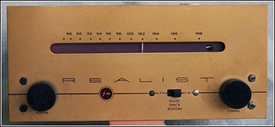 A front panel view of the Radio Shack FM tuner