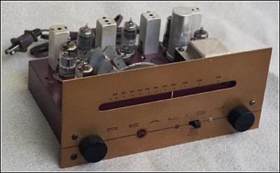 This view of the FM tuner