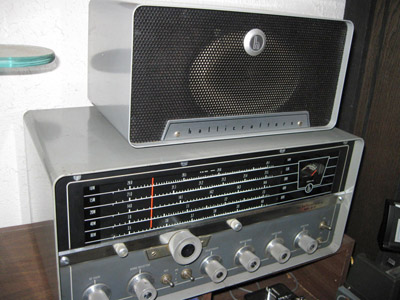 Hallicrafters SX-111 communications receiver and R-48 speaker