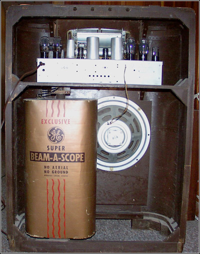 Rear view of the 1939 GE H-87 console