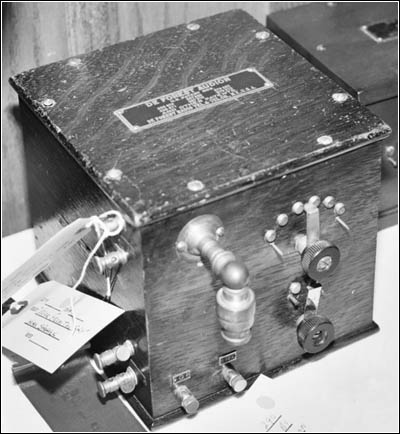 DeForest RJ-5 detector box